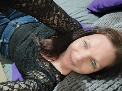 AussieMilf76 - striptease