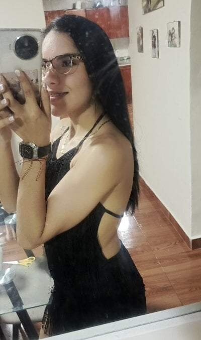 yoja_correa from stripchat
