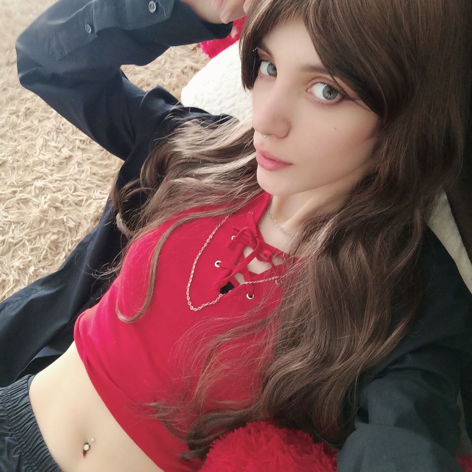 Live sex webcam photo for CherryBloom777 #289948475