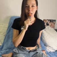 candyy_milika's Live Sex Cam Show