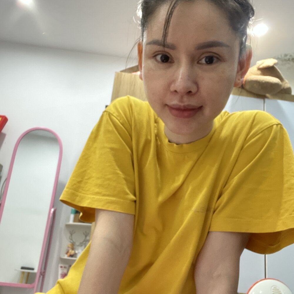 stripchat linh9999- webcam profile pic via amateursex-livecam.com