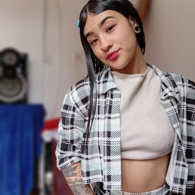 IAM_QUEEN_