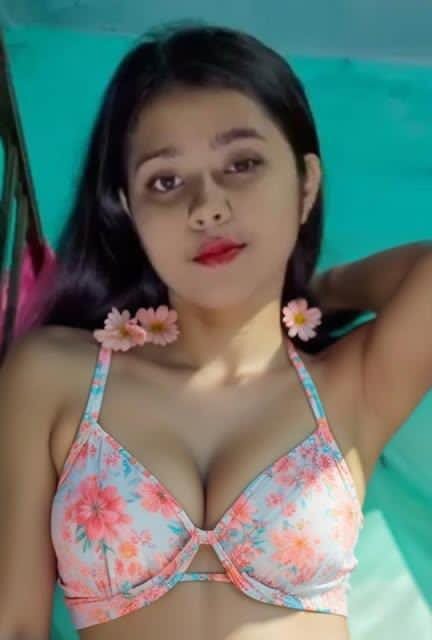 Miss__nishu054
