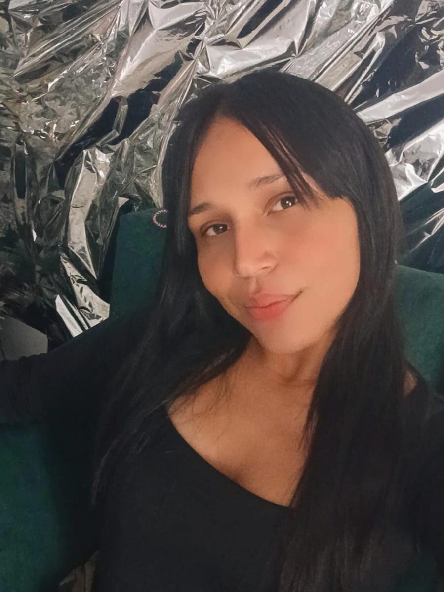 stripchat emma_bloom_ webcam profile pic via sexcam-girls.com