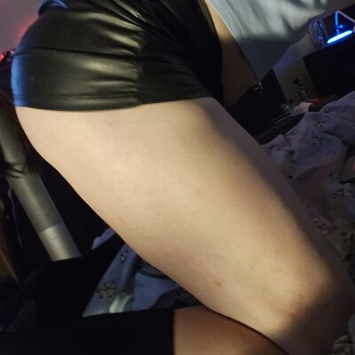 Submissivefem4bones