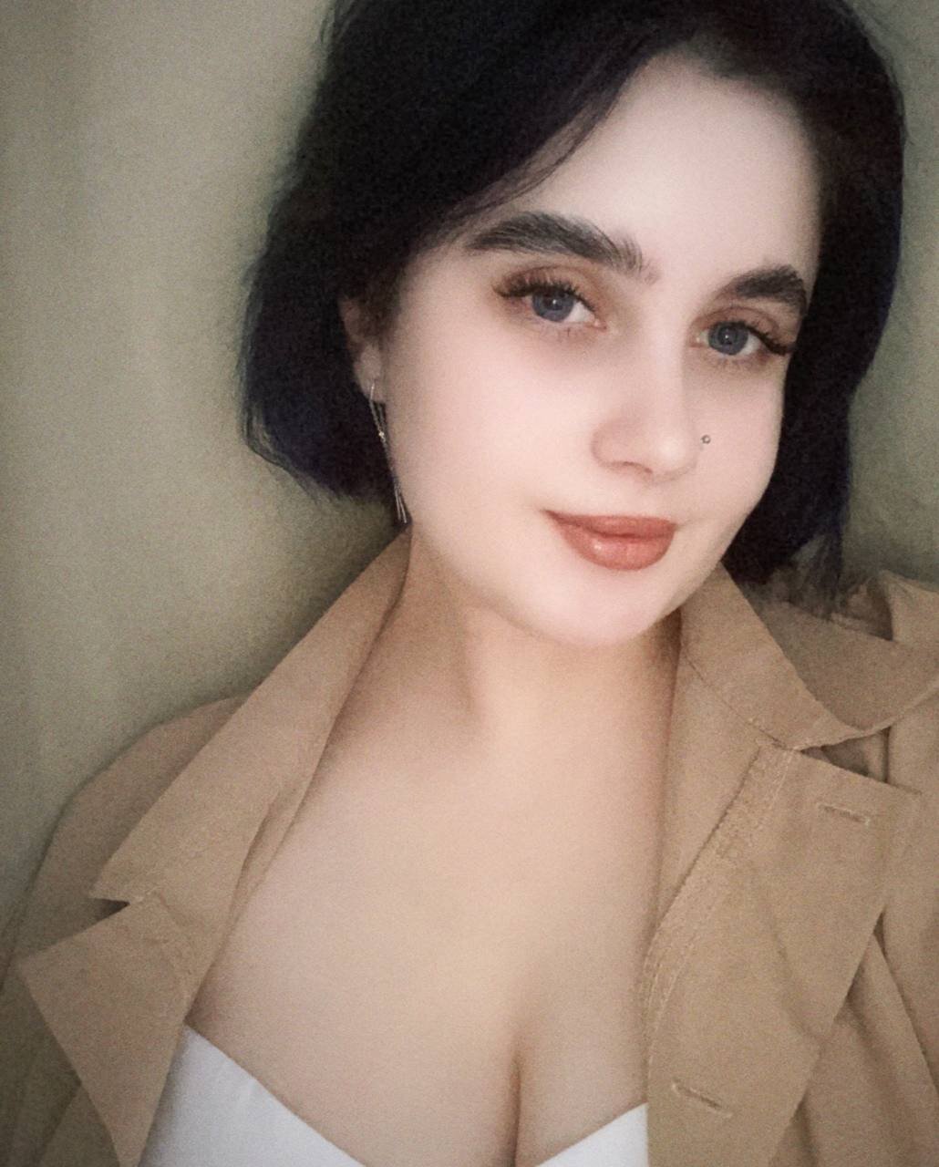Marie__Hills