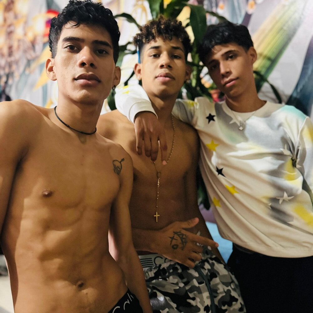 Danger_boys' Offline XXX Chat