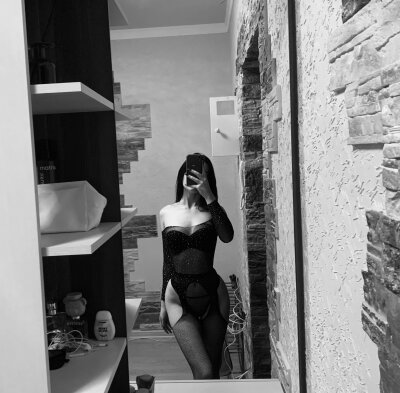 Kitty_Blackk - Stripchat Girl 