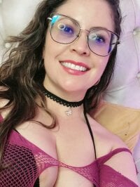 saracrowe's Webcam Show