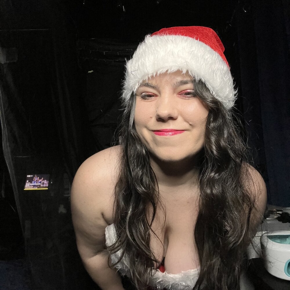 lynsavage27 profile