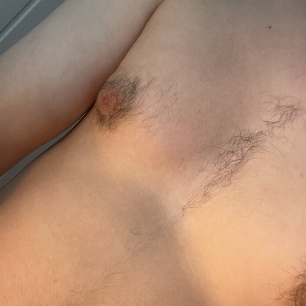 ukhornylad25's Offline XXX Chat