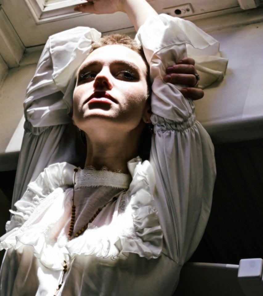 Live sex webcam photo for Lunaa_Amour #289446829