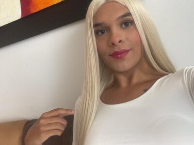 Shantal_Joness Trans Footjob Live Webcam Adult