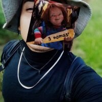 PerlaNegrx's Offline Chat Room