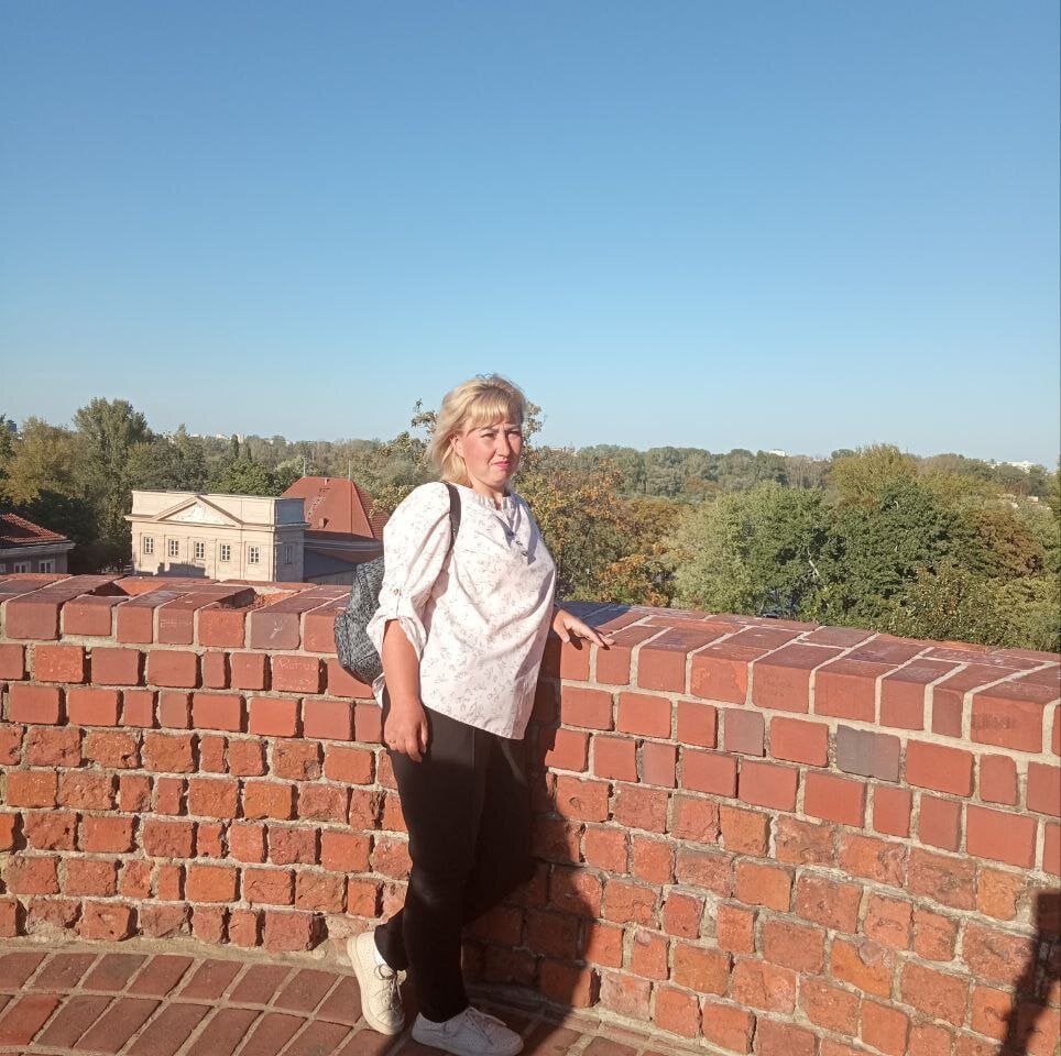 sexlivecamsites.com lussi_a livesex profile in english cams