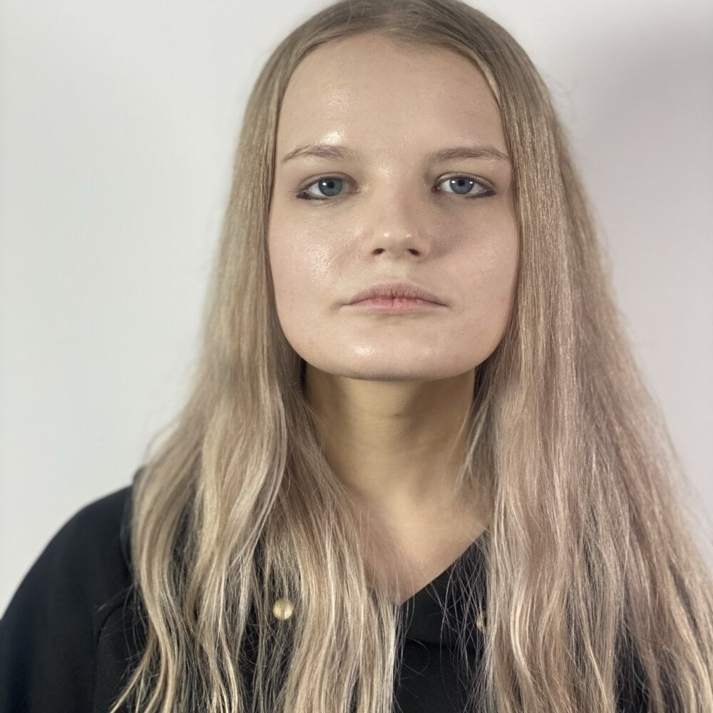 xxx-topcamgirls.com michelehonas livesex profile in blond-hair cams