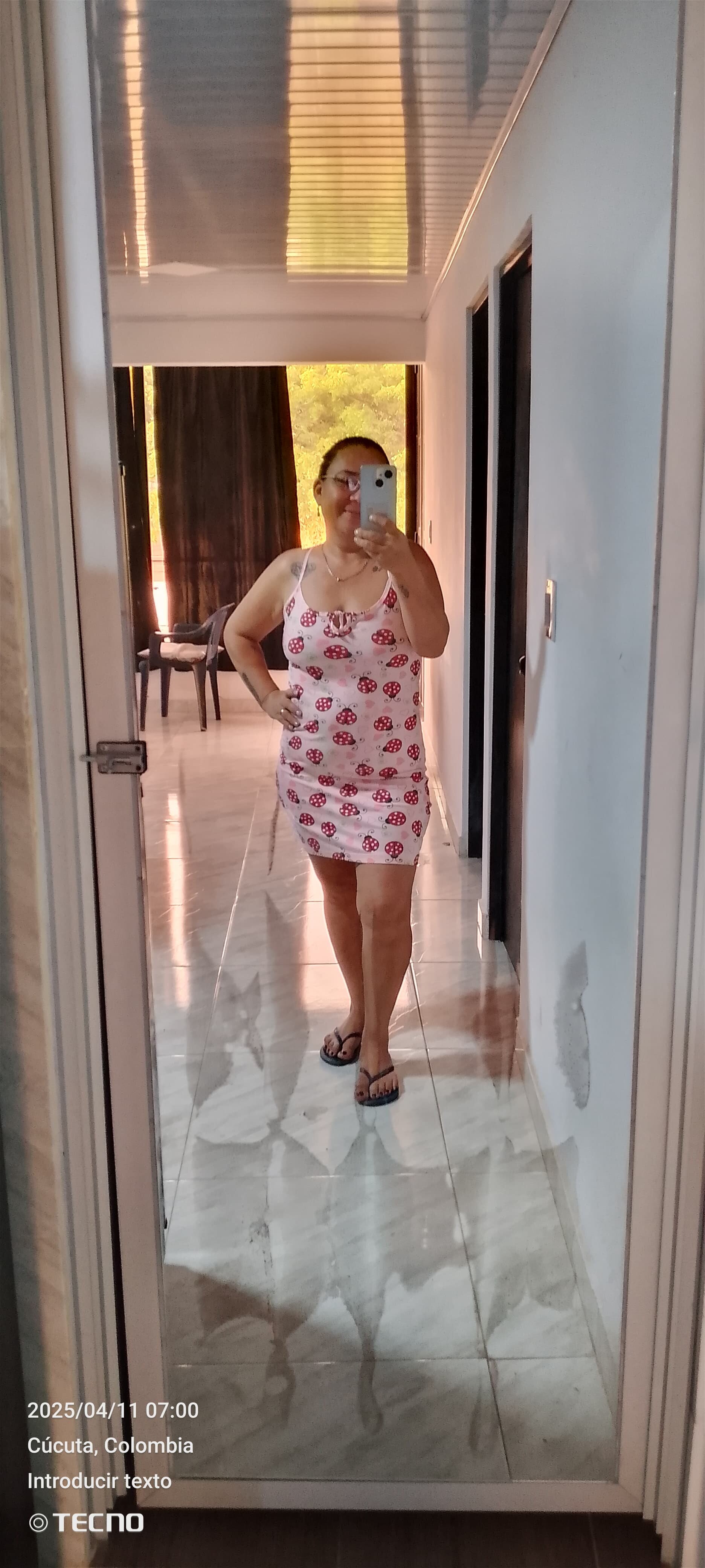marilyn_y_encapuchado