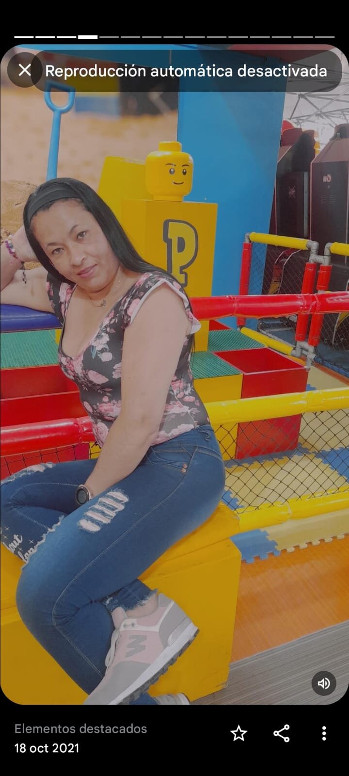 shakira_hot