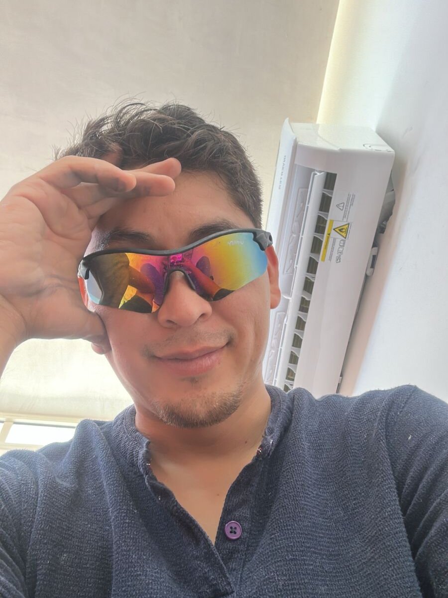 mexi01we from stripchat