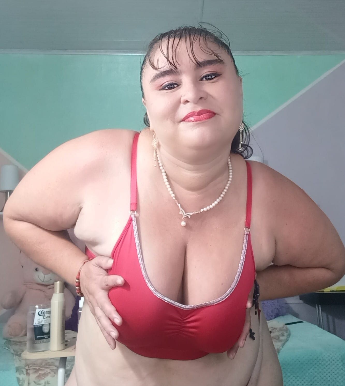 AngieMature_