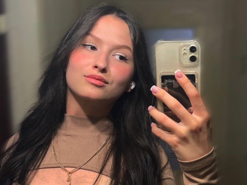 NicoleHaIe 🤲 live webcam