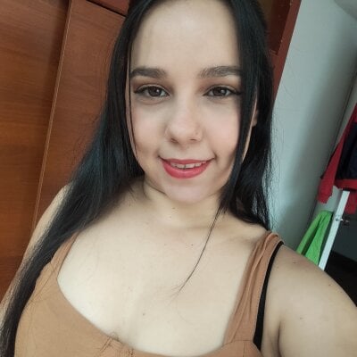 Yaritza9 Female Shower Online Webcam Porn