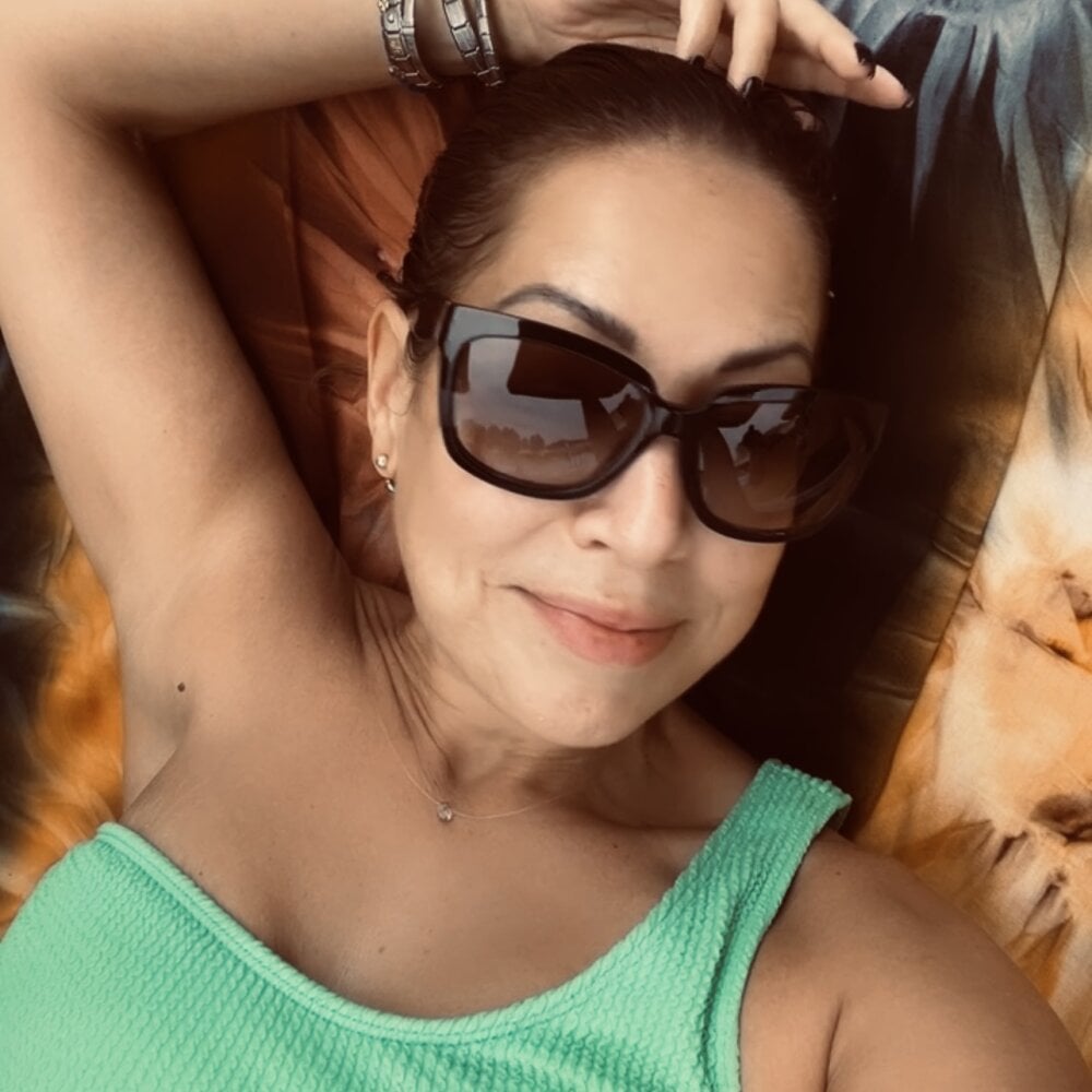 chinese_cookie webcam livesex profile