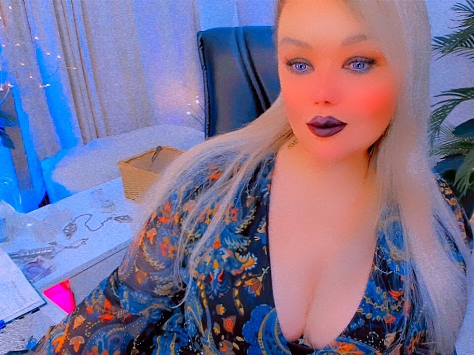 DominatrixEternameUK