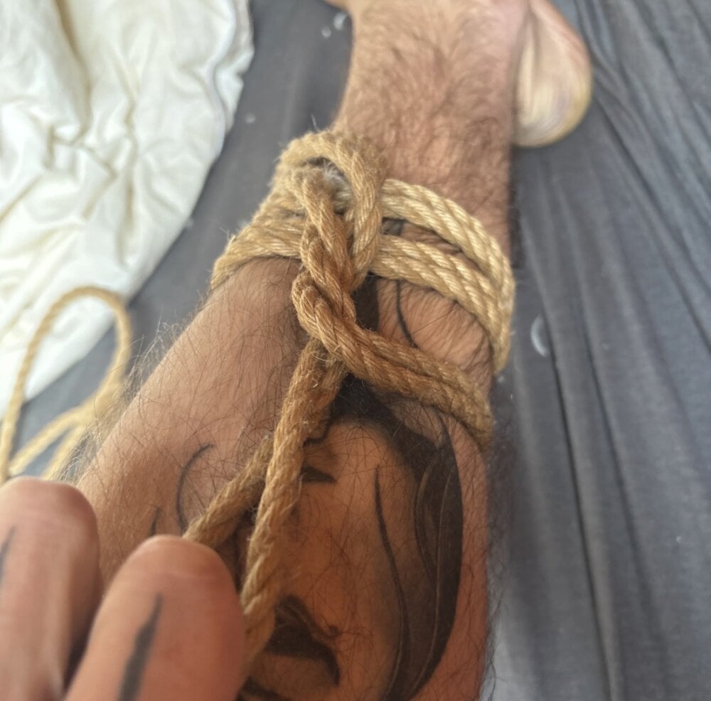 Victor_Tha_Product: офлайн-секс-чат