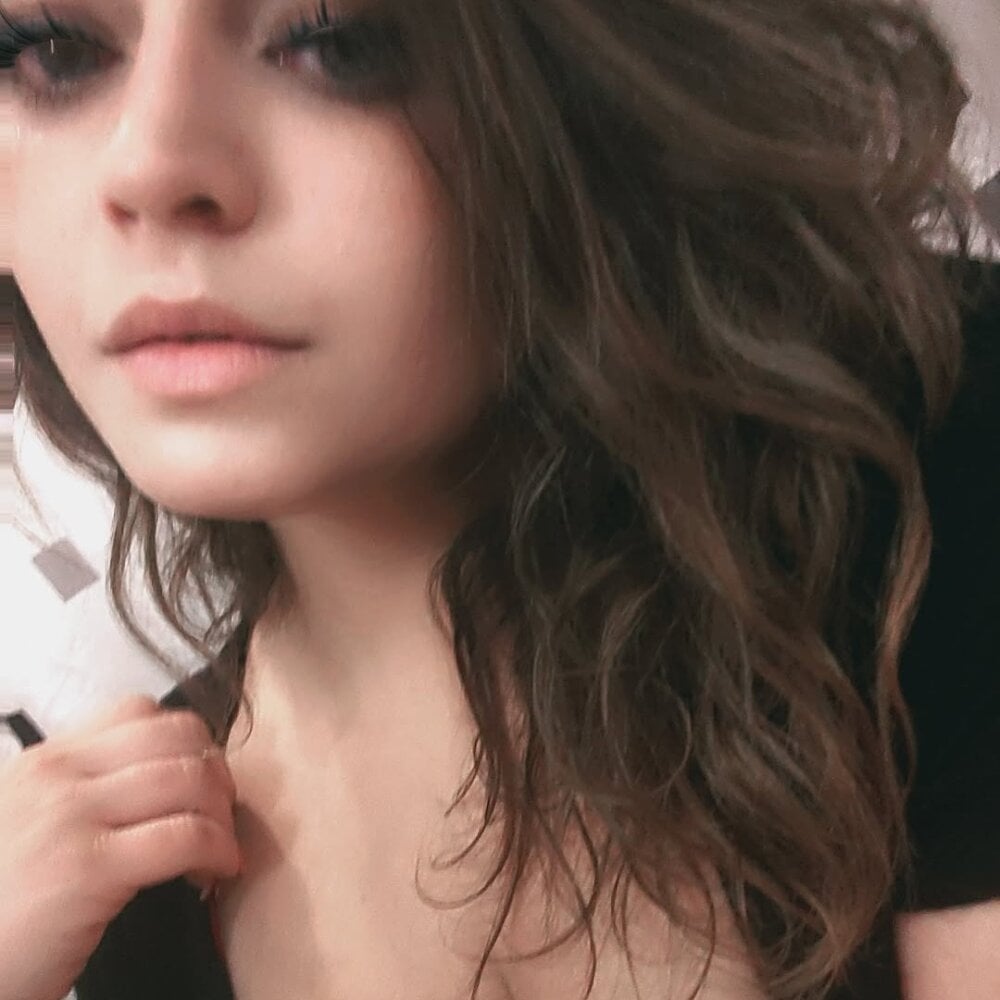 KumKitten1234 Offline XXX-chat