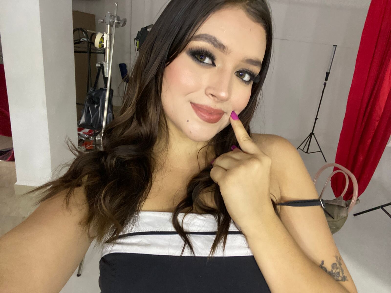 ivone_rouge