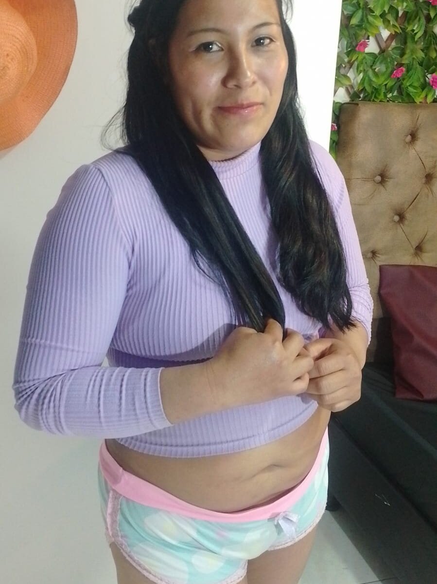 livesex.fan yineth_hot livesex profile in nylon-country-please-dont-ask cams