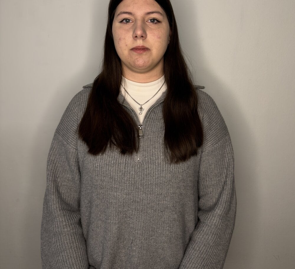 cam-performer.com markitapoliti livesex profile in adriens-world cams