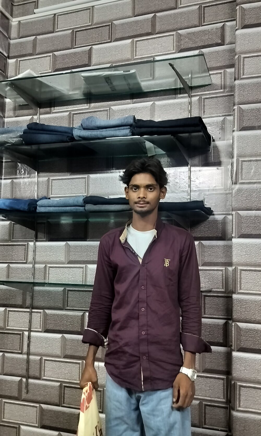 Robinsingh59's Offline XXX Chat