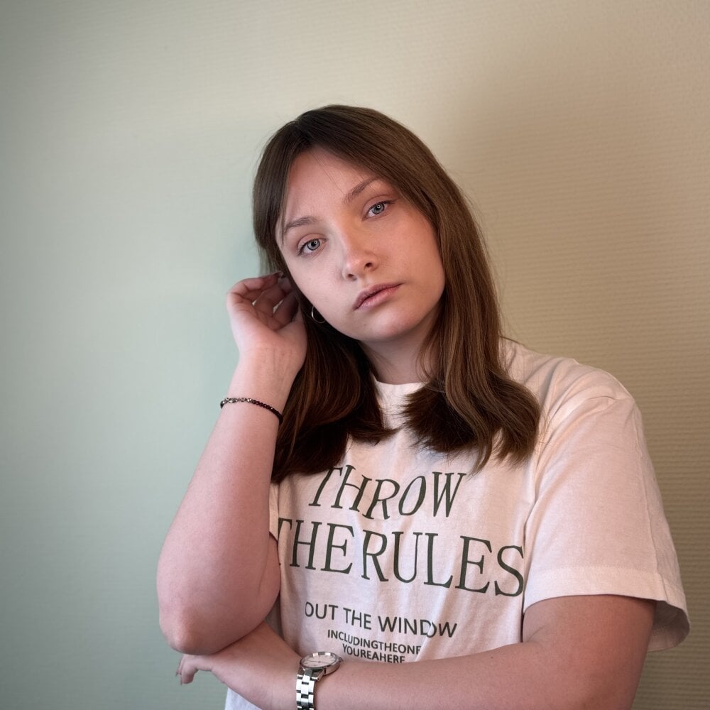 tomivecino webcam profile - Taiwanese