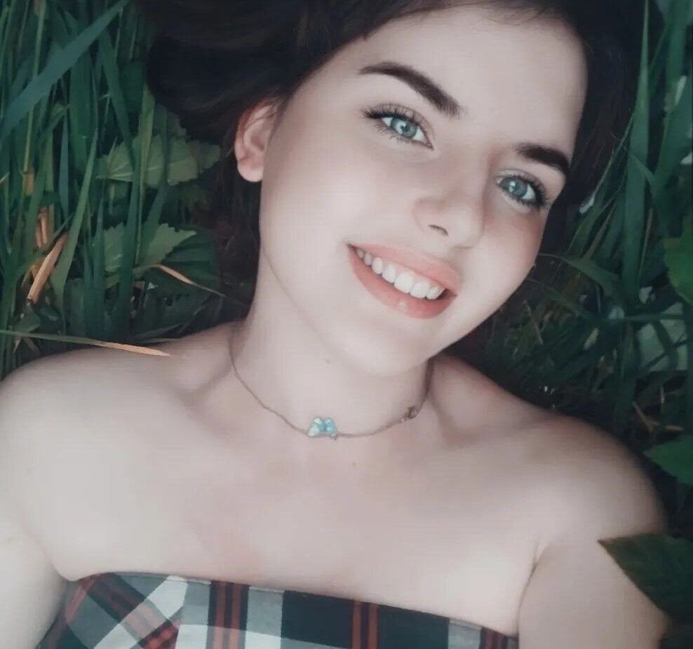 your_little_raccoon from stripchat