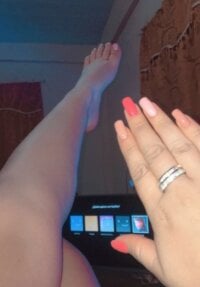 Samia_Arabgirl's Offline Chat Room