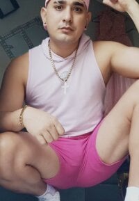 JHOVA23CM's webcam live show