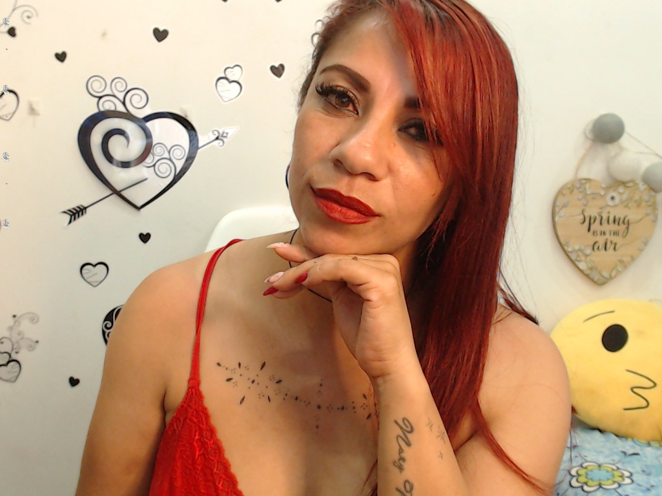 Watch MISSKENDALL_hot live on cam at StripChat