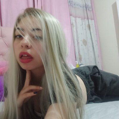 golden_gingerkitty 🖖 live naked webcam