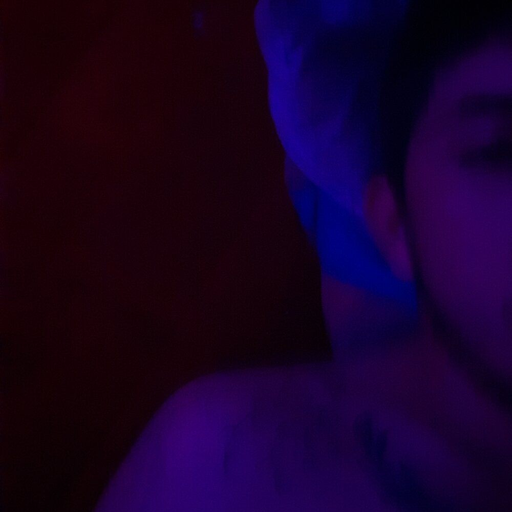 carlospiolinz's Offline XXX Chat