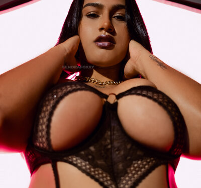 kendrafoxxy