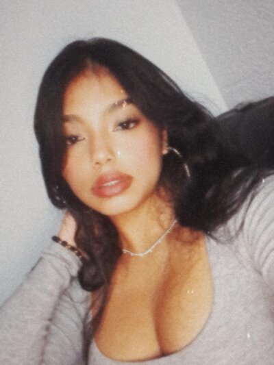 mila_oli from stripchat