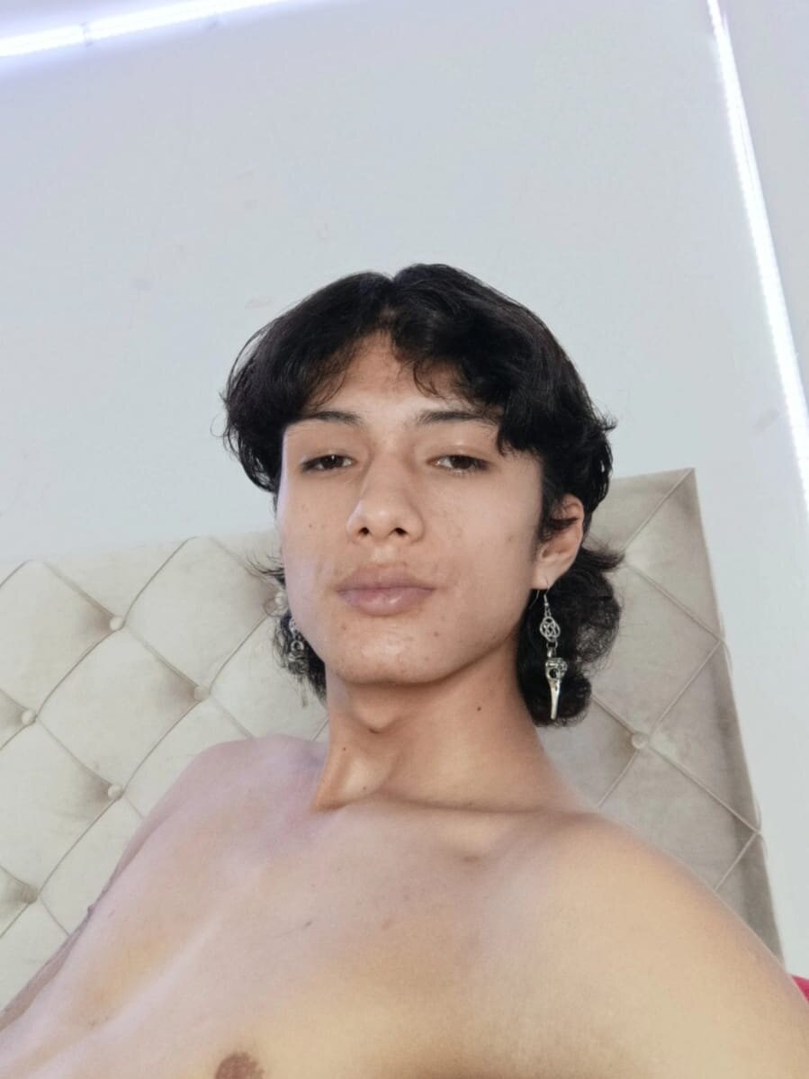 lean_portman from stripchat