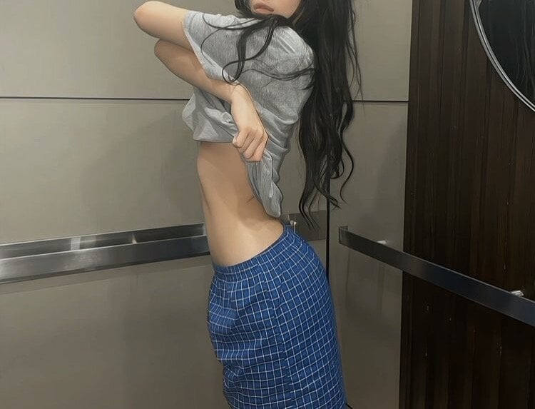 iluvcams.com goodgurldiana_ livesex profile in i-dare-you-to-wonder-from-where-am-i cams