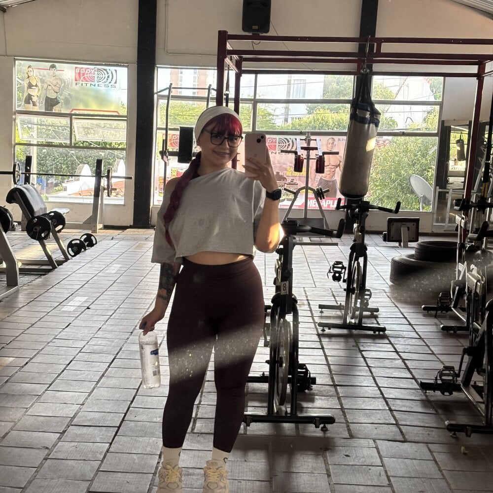 cinna_monroll profile