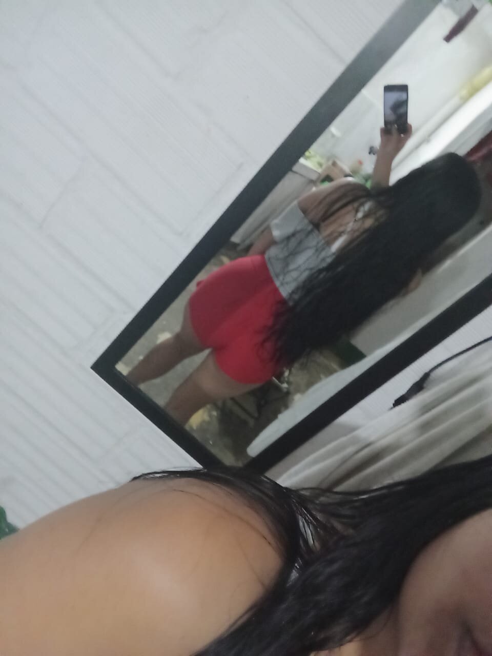 AlondraGibson