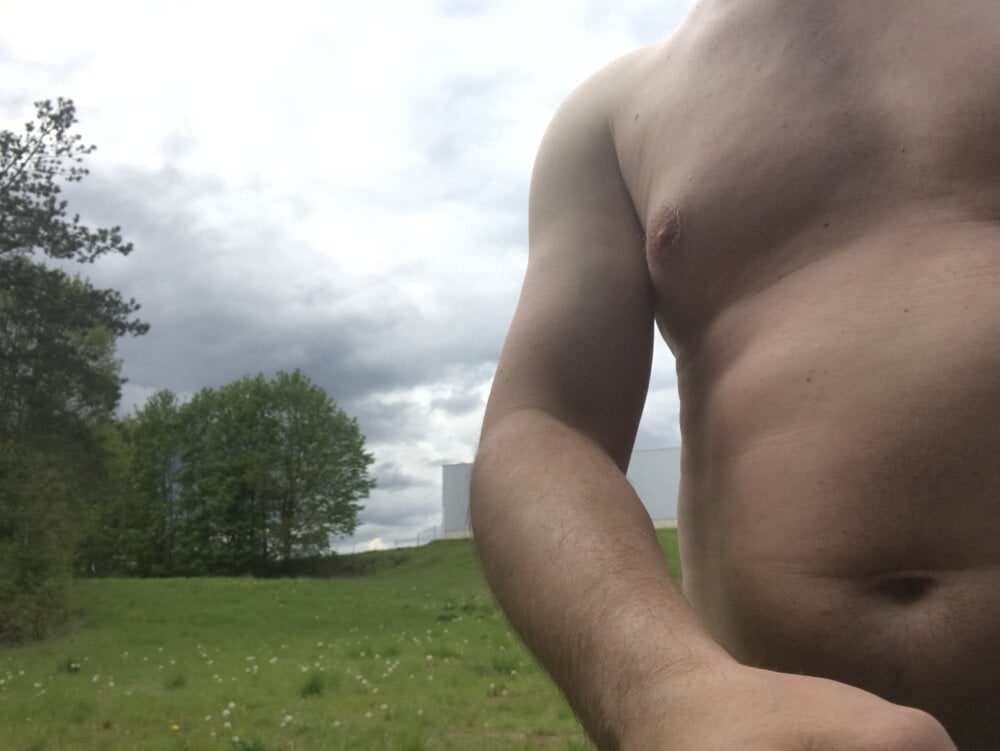 licci7895's Offline XXX Chat