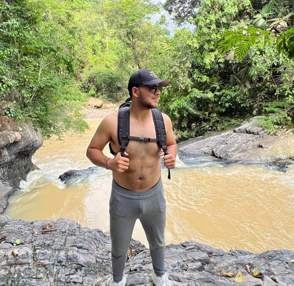 Gabe_Hot's most recent online preview