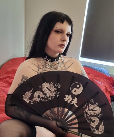 sylvia-zesoni private show
